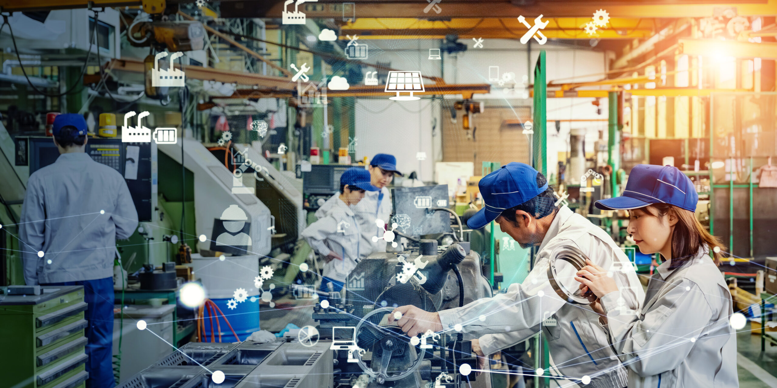 製造業DXとは？背景・特徴、実施事例、最新動向、人材育成まで...