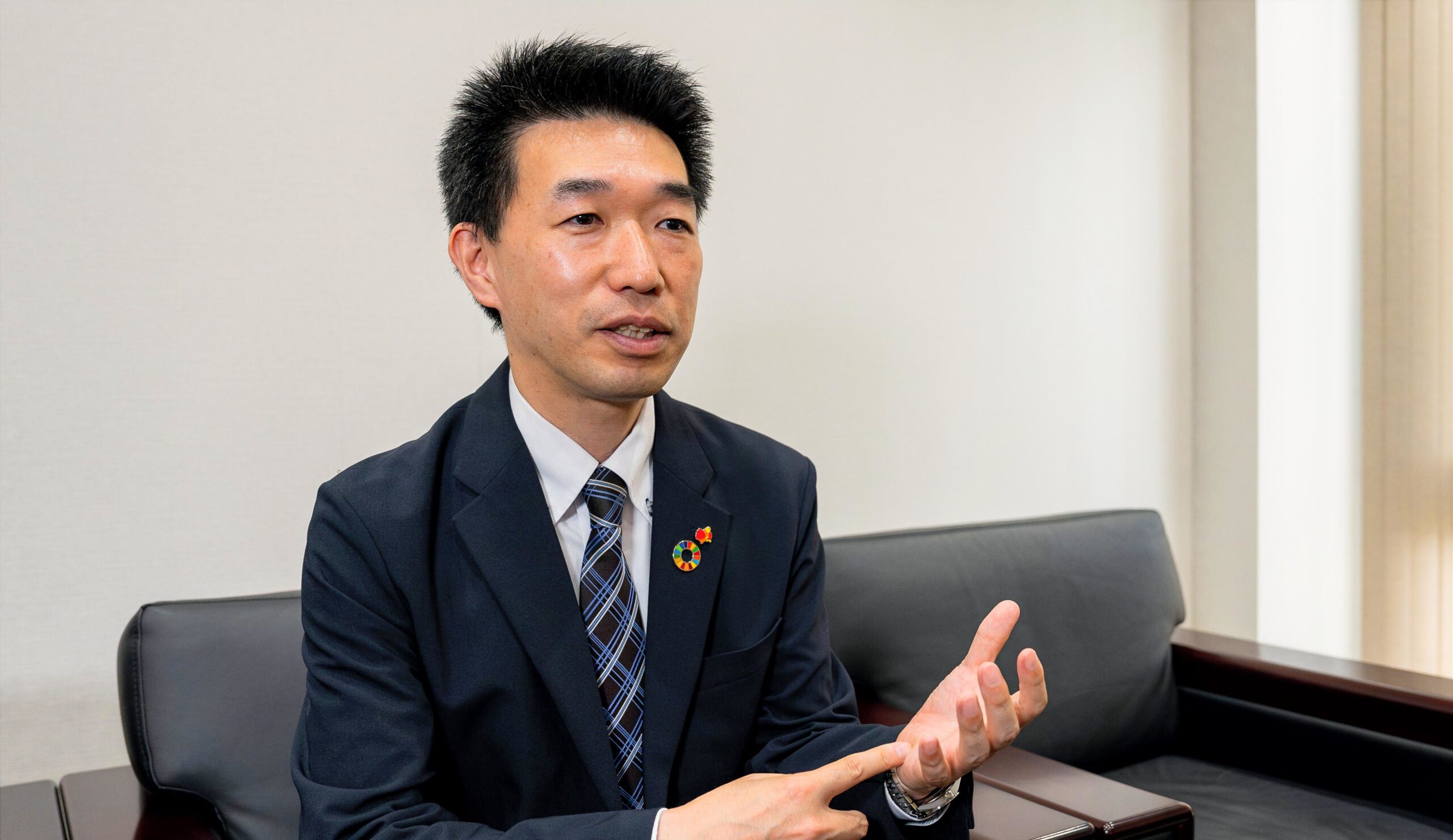 現場DXを推進するリーダーはどう育つのか～すかいらーくDX担...